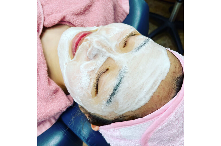 お顔剃り前の写真